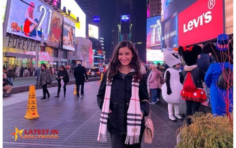 Emily Willis Biography Wiki, Age, Boyfriend, Family, Facts, Net Worth, Photos & More Emily Willis Biography Wiki