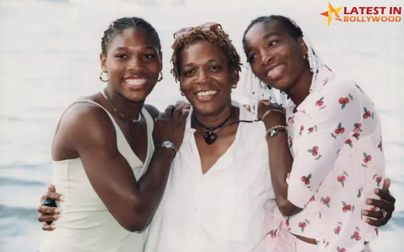 Venus Williams Husband, Is She Married? Children, and Dating History 1 Venus Williams With Her Mother And Sister Serena Williams