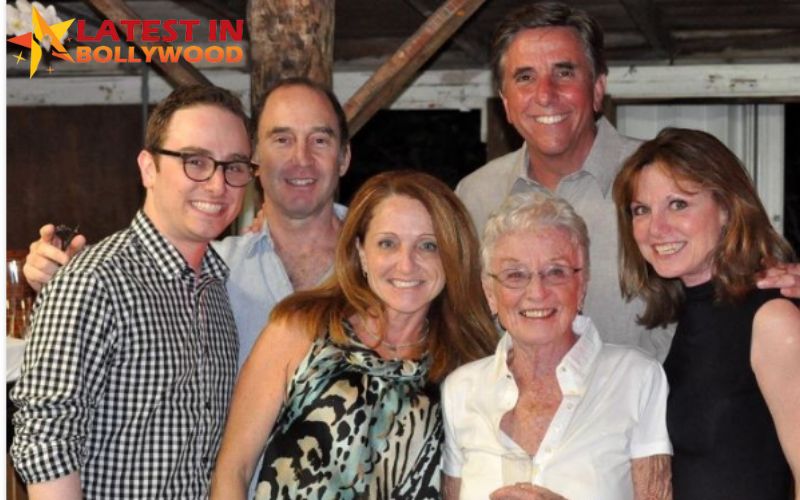 Bernie Smilovitz Age, Wiki, Bio, Wife, Family, Net Worth, Salary & Height 2 Bernie Smilovitz Family